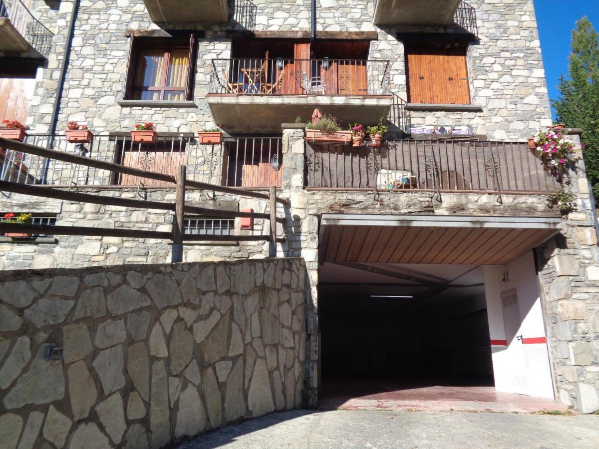 Apartamento Familiar Con Vistas Y Garage La Portiecha Apartment Sallent de Gállego Exterior foto